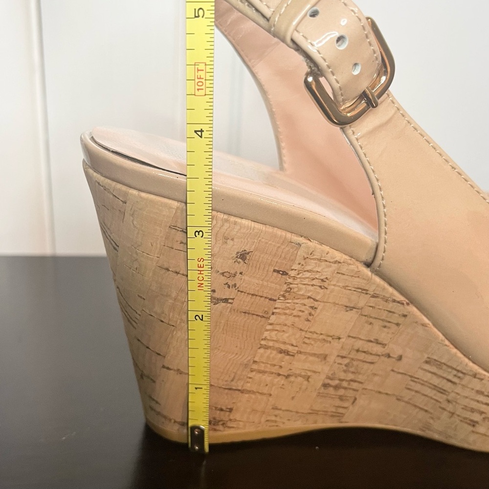 Stuart Weitzman Tan Platform Slingback Heels - Picture 4 of 8